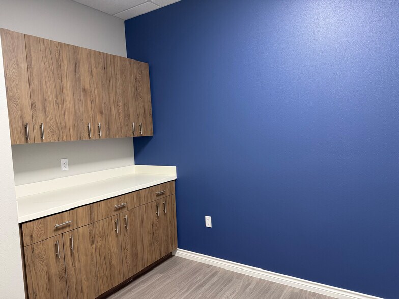 More Photos Of 8501 Wade Blvd, Frisco Office For Lease