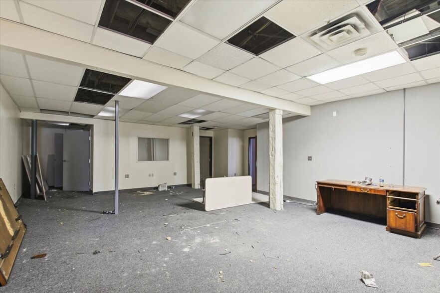 More Photos Of 16-22 E Union St, Wilkes-Barre Apartments For Sale