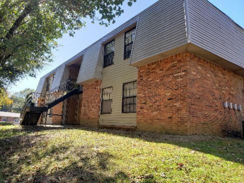 More Photos Of 411 Court St, Vaiden Apartments For Sale
