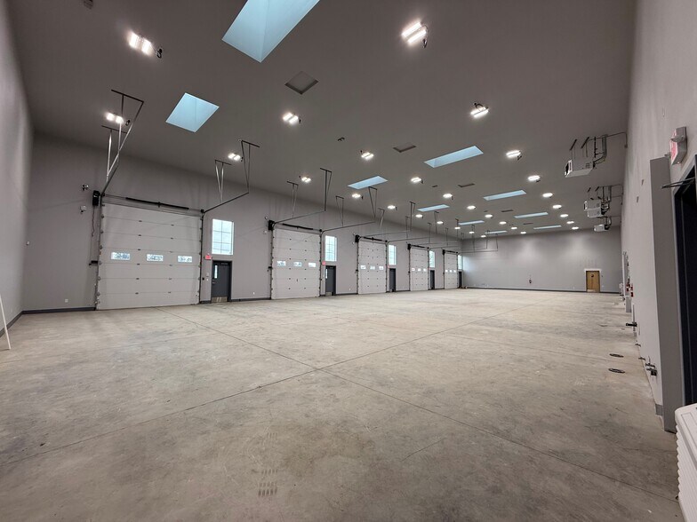 More Photos Of 5010 SE Witch Hazel Rd, Hillsboro Industrial For Lease