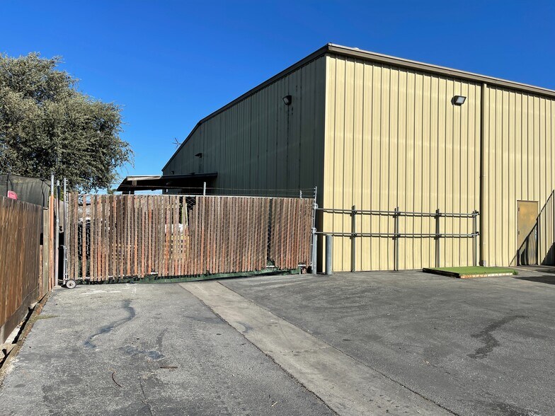 More Photos Of 1260 Fourth St, Hollister Freestanding For Sale