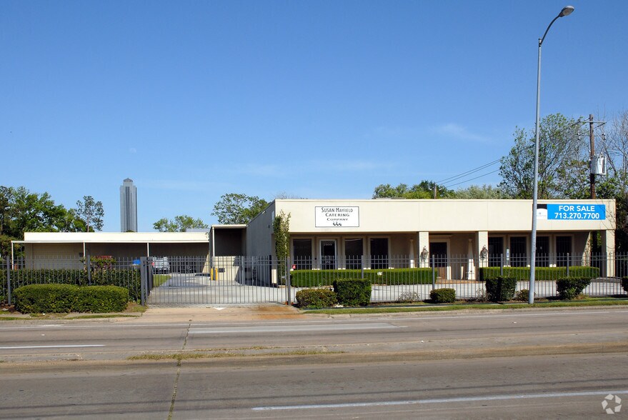 More Photos Of 2909 Fountain View Dr, Houston Unknown For Lease