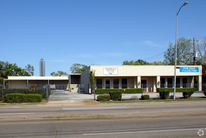 Primary Photo Of 2909 Fountainview Dr, Houston Storefront For Lease