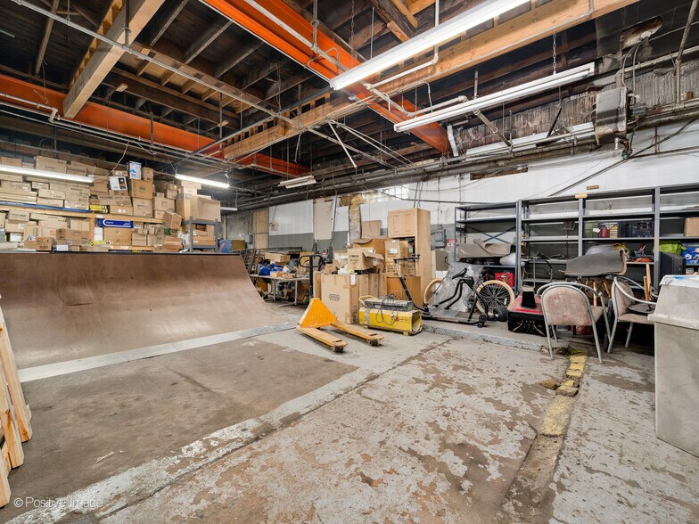 More Photos Of 2525 S Wabash Ave, Chicago Industrial For Sale