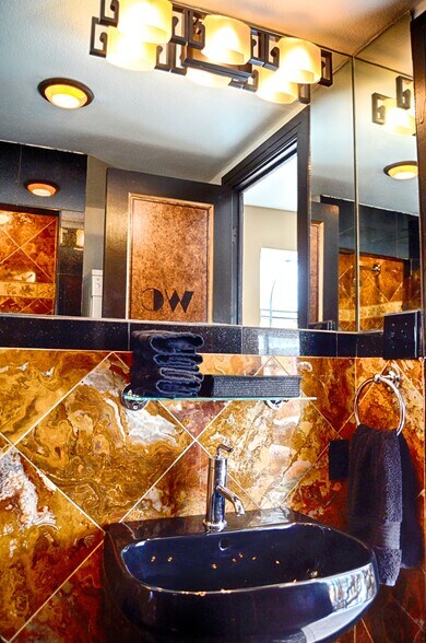 More Photos Of 126 E Main Plz, San Antonio Apartments For Sale
