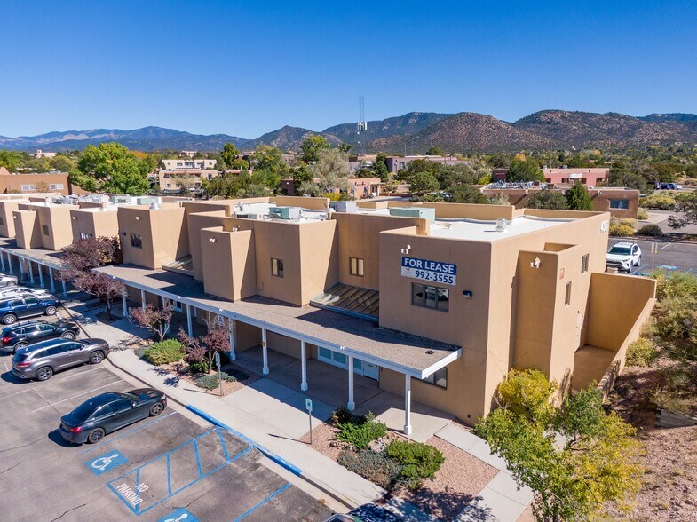 More Photos Of 435 Saint Michaels Dr, Santa Fe Medical For Lease