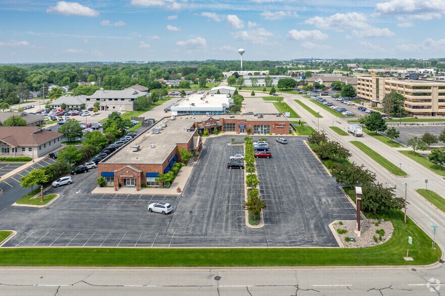 More Photos Of 213-259 S Nicolet Rd, Appleton Freestanding For Lease