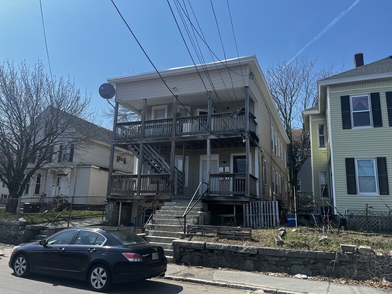 More Photos Of 169 Walker St, Lowell Apartments For Sale