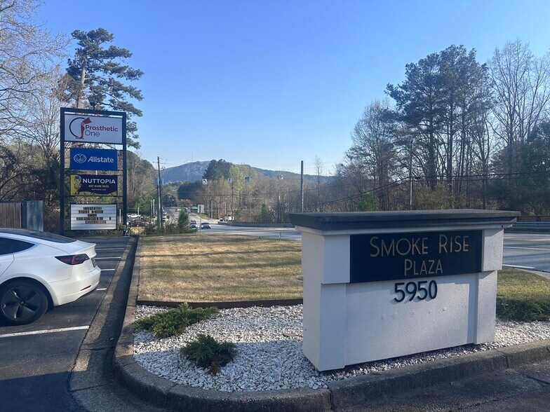 More Photos Of 5950 Hugh Howell Rd, Stone Mountain Freestanding For Sale