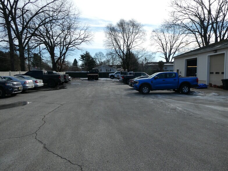 More Photos Of 127 Haddon Ave, Berlin Township Flex For Sale