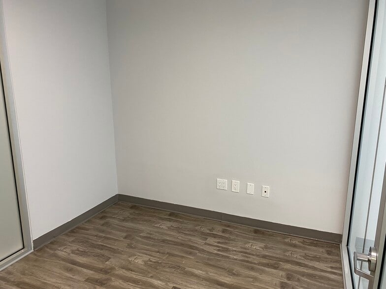 More Photos Of 3363 NE 163rd St, North Miami Beach Medical For Sale