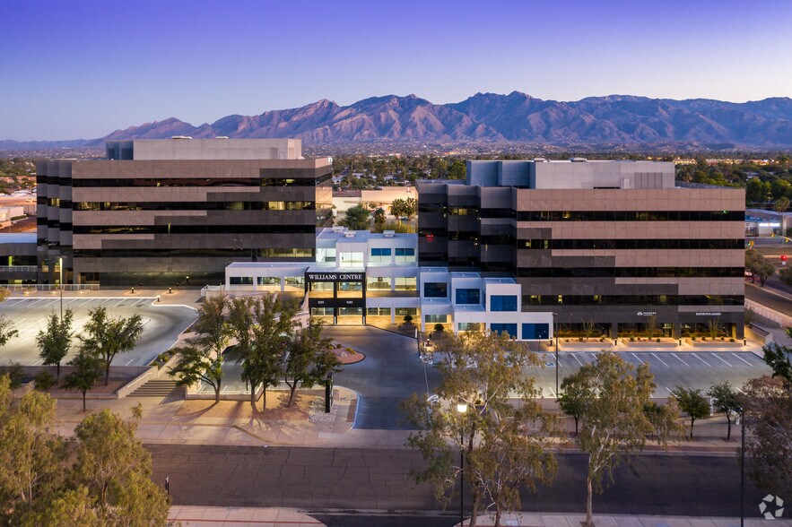 More Photos Of 5255-5285 E Williams Cir, Tucson Office For Lease