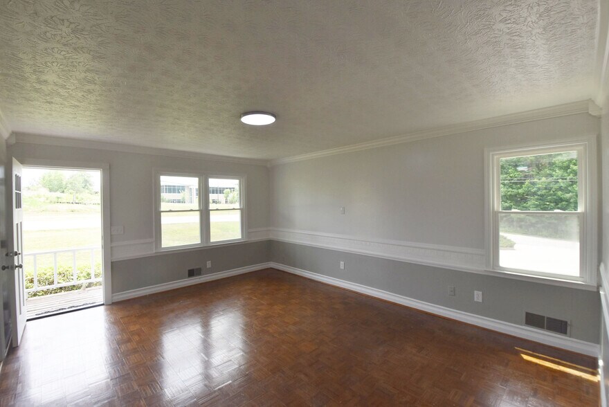 More Photos Of 2180 Highway 34 E, Newnan Medical For Lease