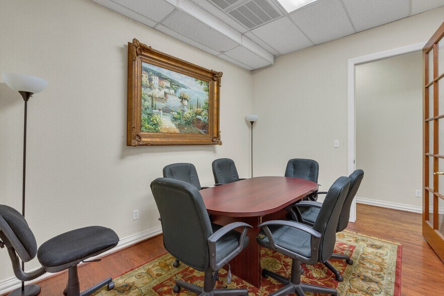 More Photos Of 1001 Hampshire Ln, Richardson Office For Sale