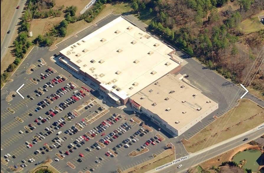 More Photos Of 1834-1900 Matthews Township Pky, Matthews Unknown For Lease