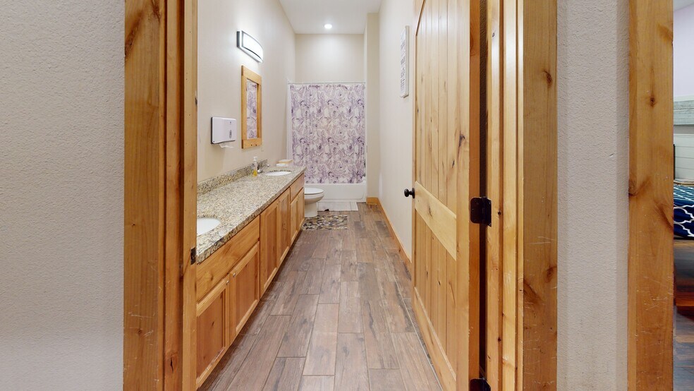 More Photos Of 4150 Highway 36 S, Brenham Shelter For Sale