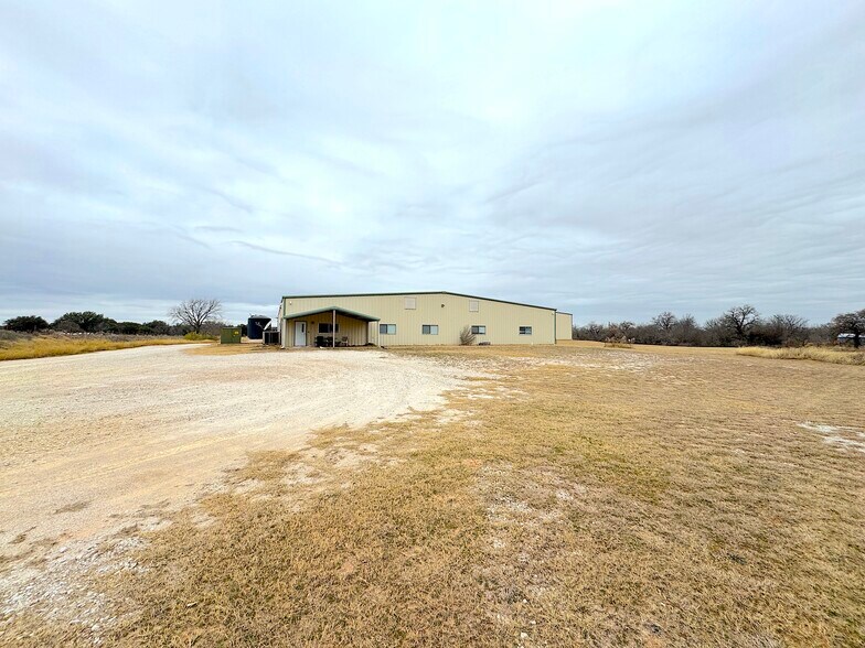More Photos Of 398 Meeks Bnd, Millsap Industrial For Sale