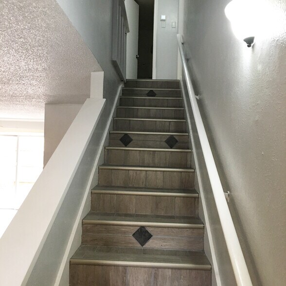 More Photos Of 601 George Ave, Midland Apartments For Sale