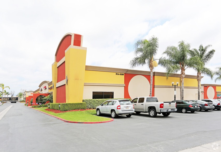 More Photos Of 514-538 W Katella Ave, Orange Unknown For Lease