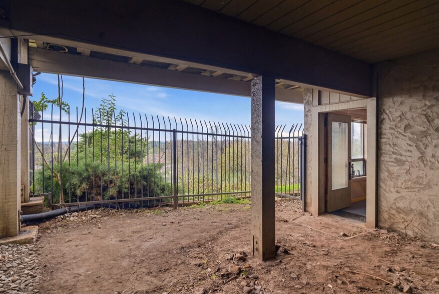 More Photos Of 5000 Bechelli Ln, Redding Office For Sale