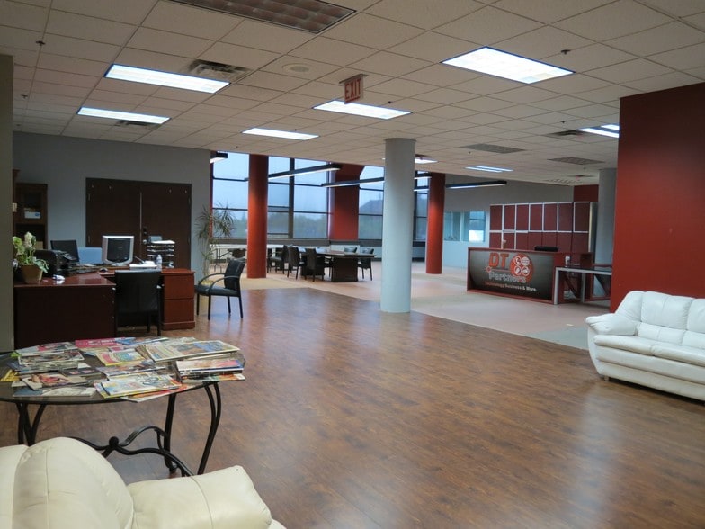 More Photos Of 2600 W 35th St, Chicago Warehouse For Lease