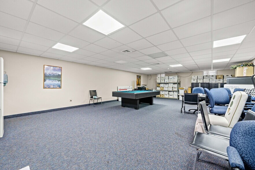More Photos Of 15 Garden Rd, Plaistow Office For Sale