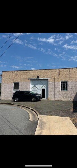 More Photos Of 6 Lemon St, Pottstown Warehouse For Lease