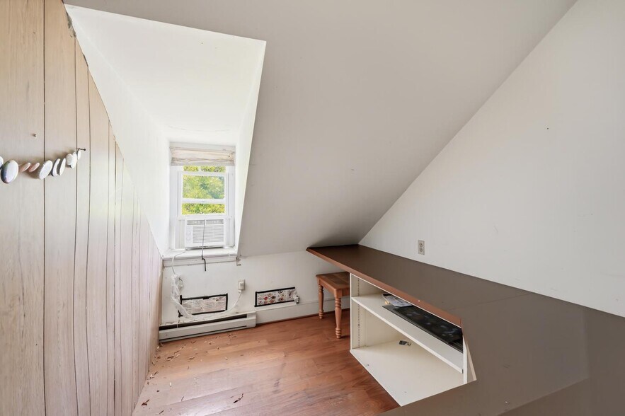 More Photos Of 6 N Washington St, Easton Restaurant For Sale