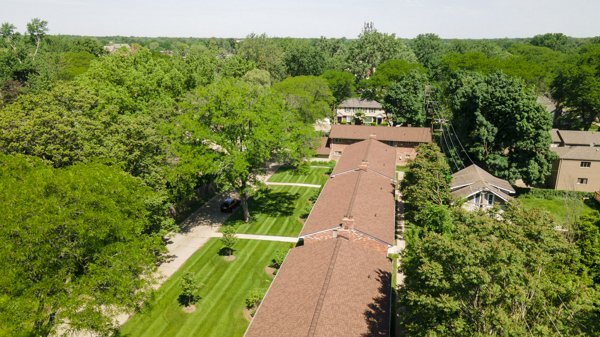 More Photos Of 516 Neff Ln, Grosse Pointe Apartments For Sale