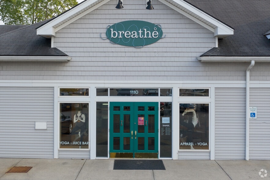 More Photos Of 1100-1110 Long Pond Rd, Rochester Unknown For Lease