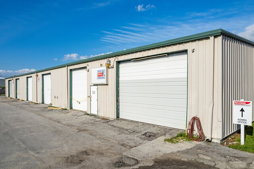 More Photos Of 1400 L and R Industrial Blvd, Tarpon Springs Unknown For Lease