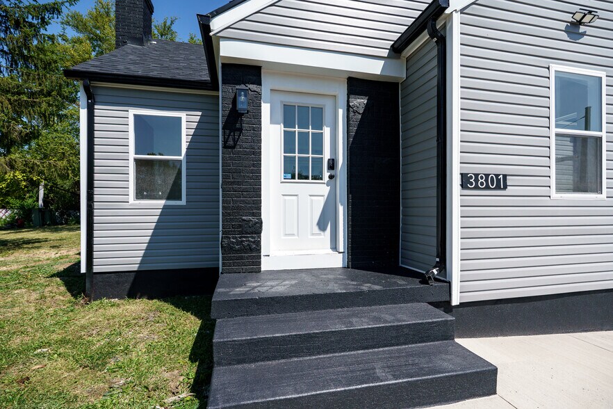 More Photos Of 3801 Salem Ave, Dayton Office For Sale