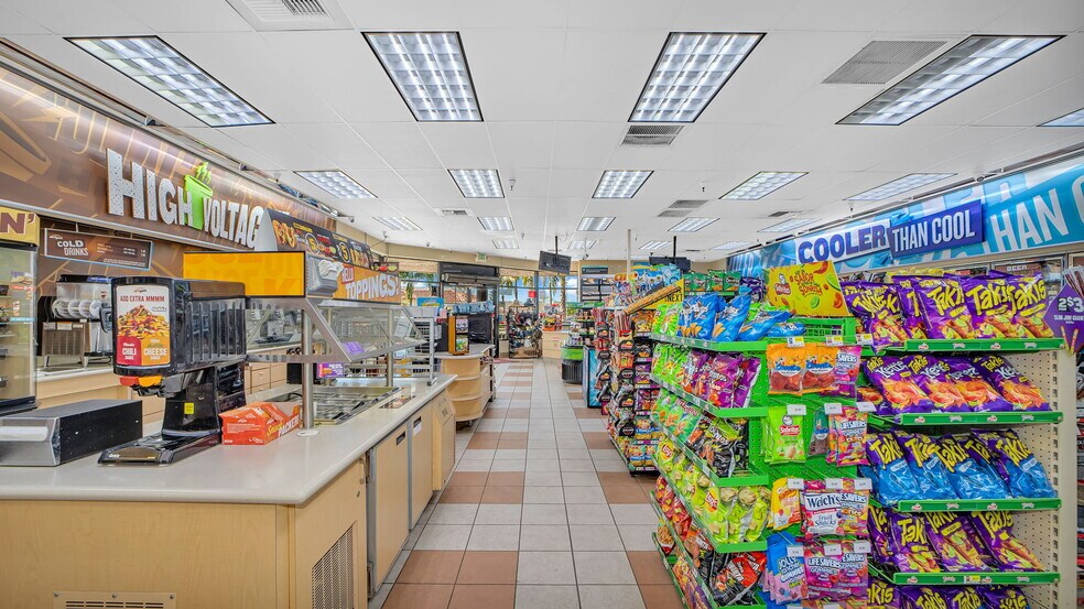 More Photos Of 1187 W San Marcos Blvd, San Marcos Service Station For Sale