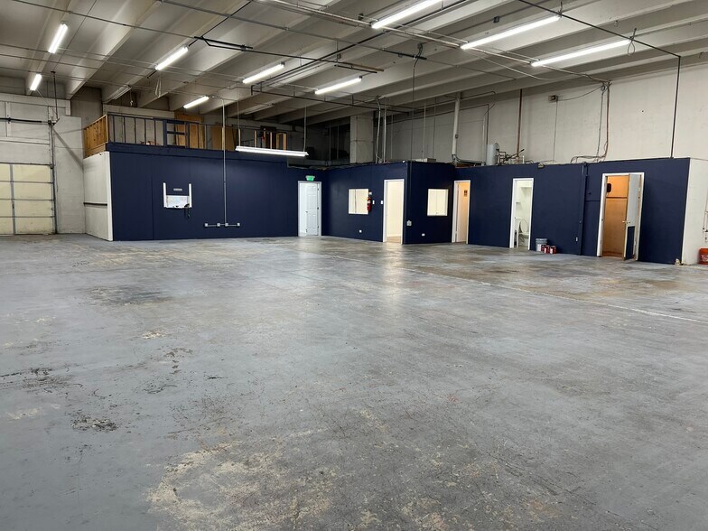 More Photos Of 2460-2470 S Tejon St, Englewood Warehouse For Sale