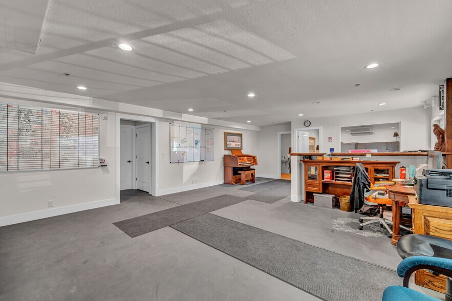 More Photos Of 2 Brown dr, Mound House Manufacturing For Sale