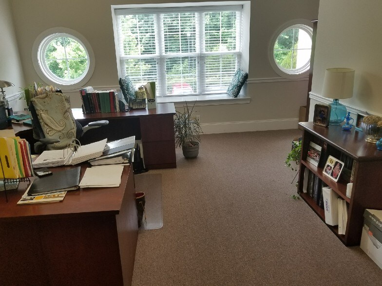 More Photos Of 321 Billingsly Ct, Franklin Office For Lease