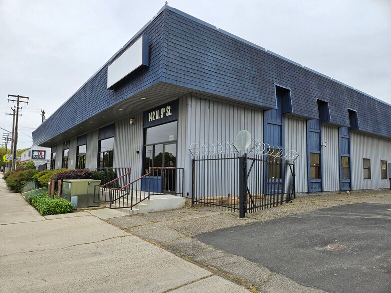 More Photos Of 142 N 9th St, Modesto Office For Lease