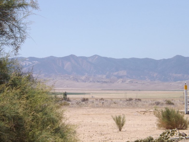 More Photos Of 1643 Cuyama Hwy, Maricopa Land For Sale