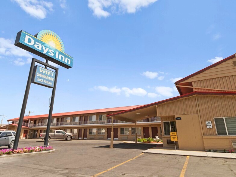 More Photos Of 1500 Idaho St, Elko Hotel For Sale
