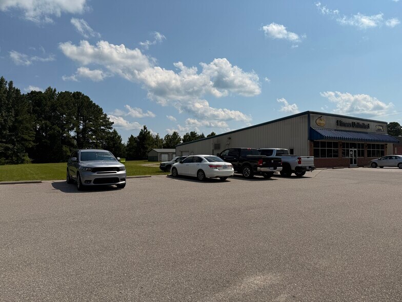 More Photos Of 1985 W Main St, Williamston Warehouse For Sale