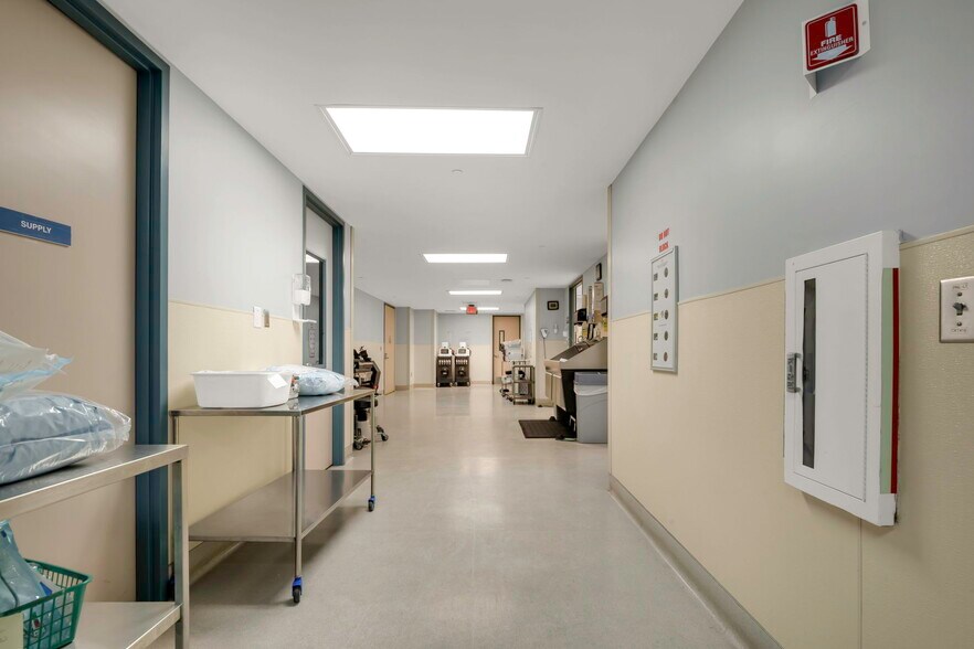 More Photos Of 1767 & 1781 Metromedical Dr, Fayetteville Medical For Sale