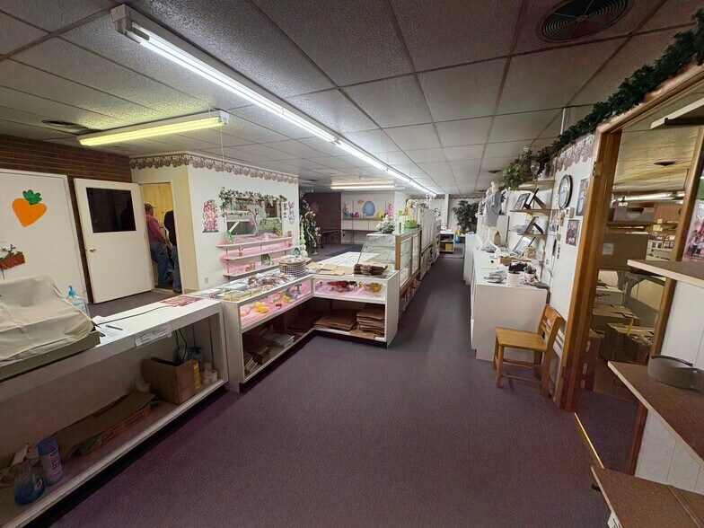 More Photos Of 1391 State Route 66, New Bethlehem Freestanding For Sale