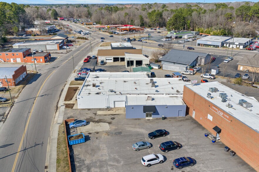 More Photos Of 815 Woodland Ave, Sanford Industrial For Sale