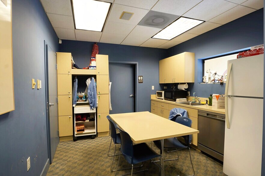 More Photos Of 650 W Boynton Beach Blvd, Boynton Beach Medical For Sale