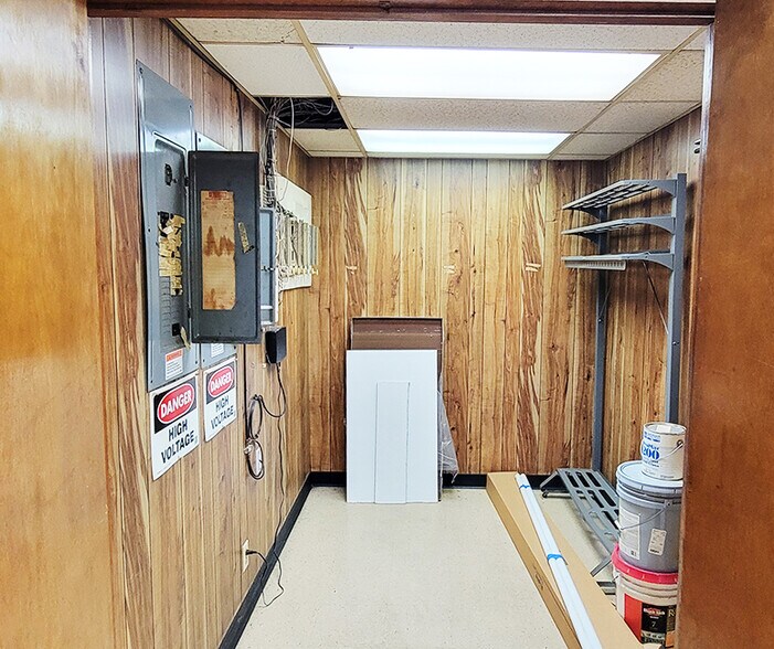 More Photos Of 6099 FM 2767, Tyler Industrial For Lease