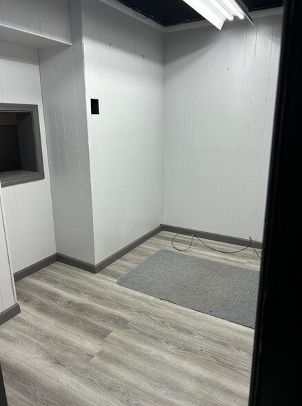 More Photos Of 330 S Bridge St, Winnemucca Storefront Retail Office For Sale