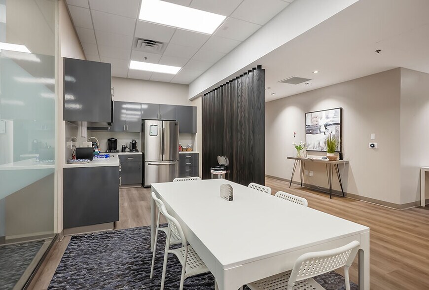 More Photos Of 10785 W Twain Ave, Las Vegas Office For Sale