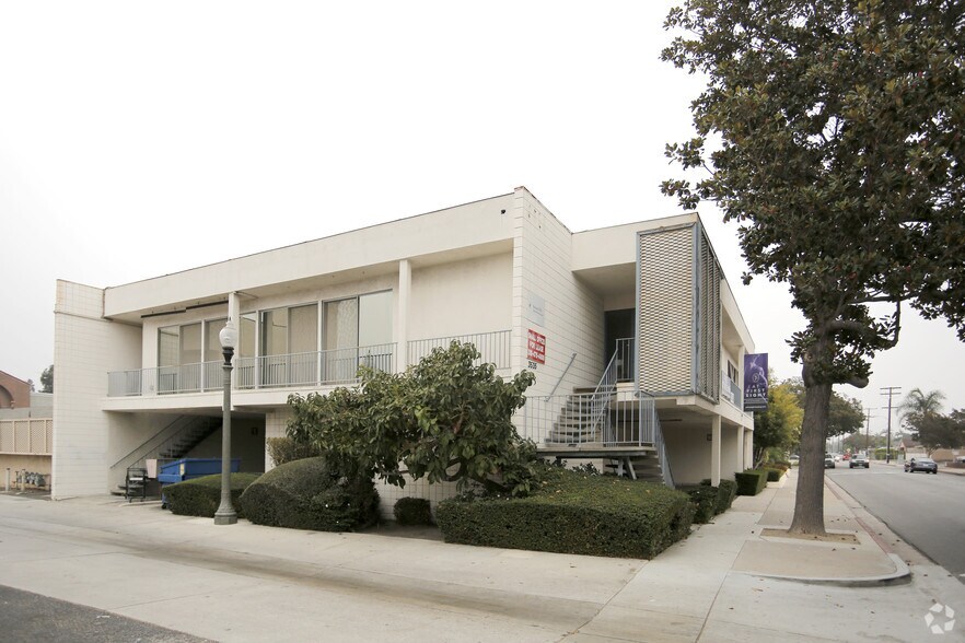 More Photos Of 3535 Farquhar Ave, Los Alamitos Office Residential For Lease