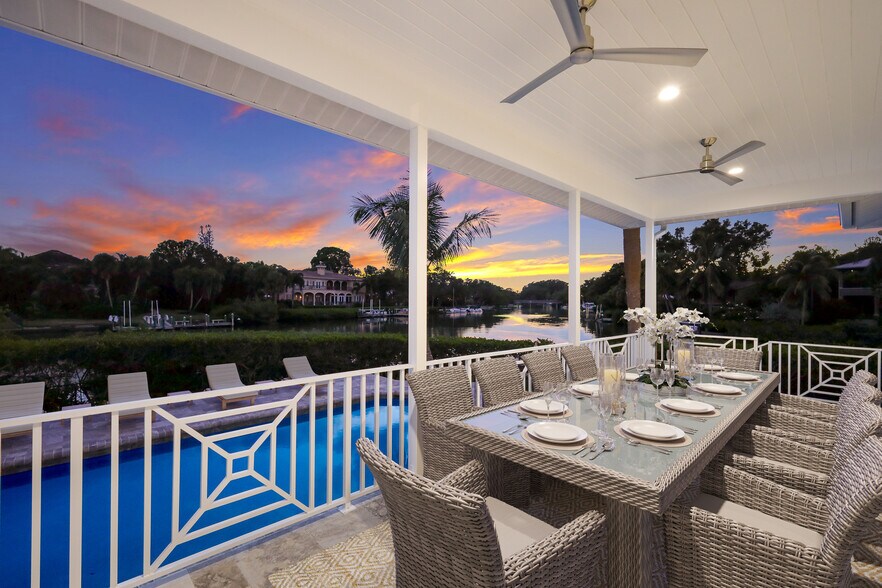 More Photos Of 1718 Bay St, Sarasota Specialty For Sale