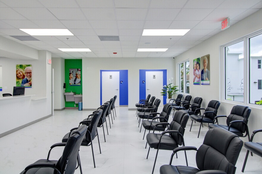 More Photos Of 304 N Krome Ave, Homestead Medical For Lease